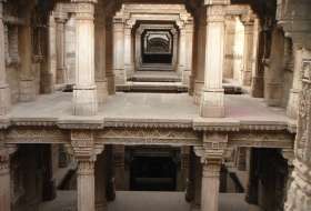 Adalaj Stepwell