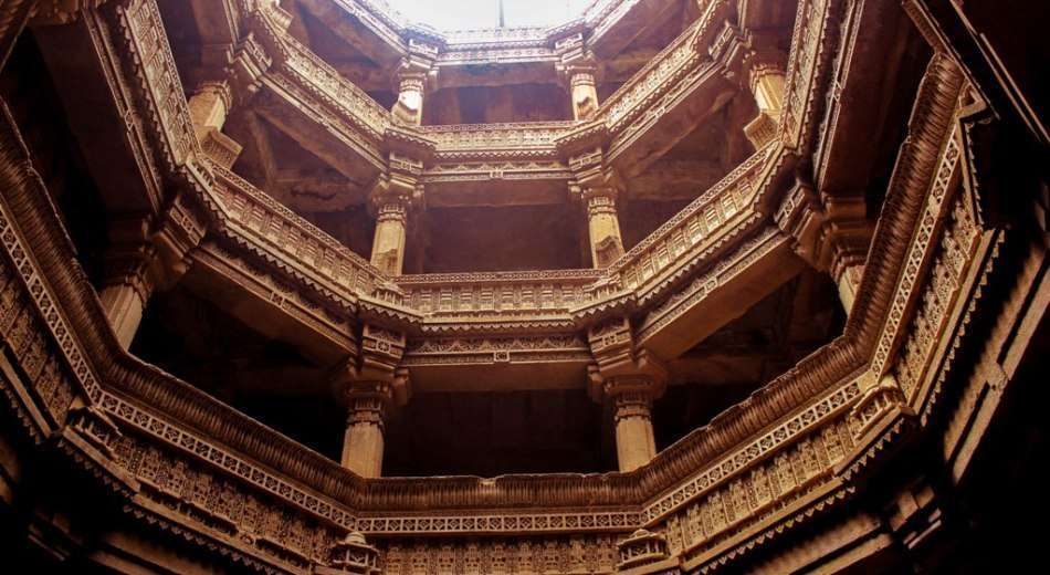 Adalaj Stepwell