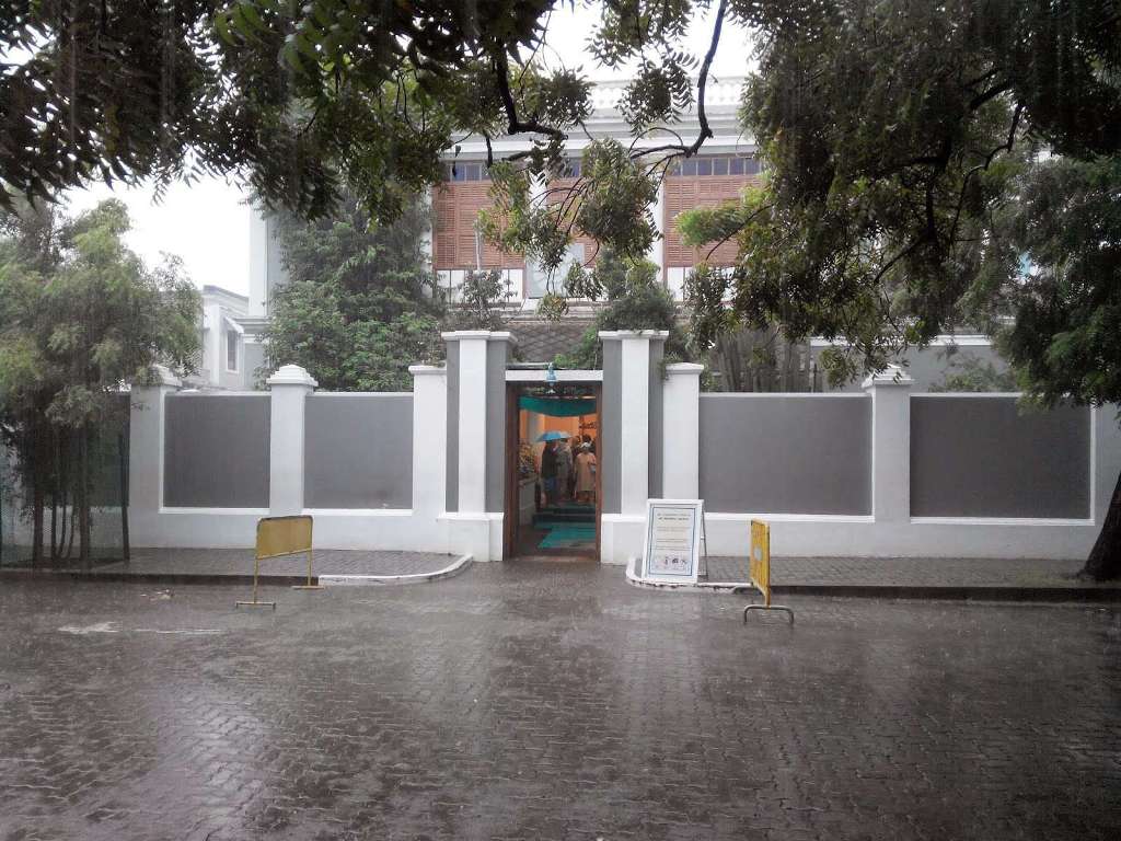 Aurobindo Ashram  @indiaataglance.com